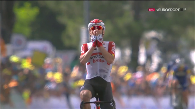 200km di fuga e poi la gioia: Thomas De Gendt non ci crede, rivivi la sua vittoria a Saint-Étienne 200km di fuga e poi la gioia: Thomas De Gendt non ci crede, rivivi la sua vittoria a Saint-Étienne