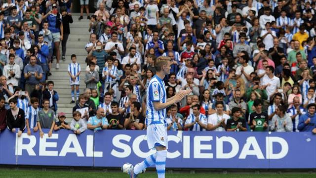 Odegaard y los refuerzos ilusionan tras el primer amistoso de la Real