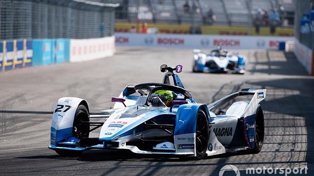New York E-Prix: Sims scores first pole, Buemi out of title race