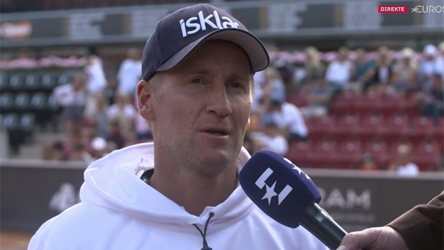 Christian Ruud var ikke veldig fornøyd etter sønnens tap Christian Ruud var ikke veldig fornøyd etter sønnens tap