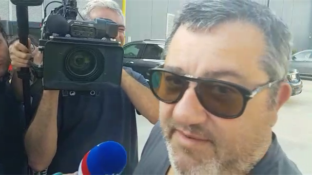 Raiola: "La Juve è la squadra giusta per De Ligt: vuole diventare il difensore più forte di tutti" Raiola: "La Juve è la squadra giusta per De Ligt: vuole diventare il difensore più forte di tutti"