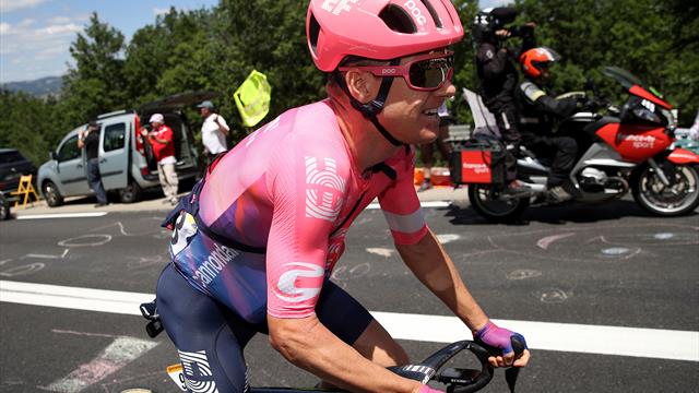 Clarke enclenche la première, Alaphilippe cale