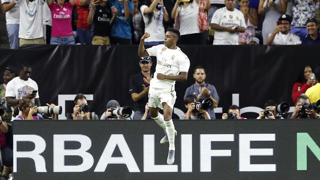 Rodrygo, la dernière pépite madrilène : son coup franc somptueux face au Bayern Rodrygo, la dernière pépite madrilène : son coup franc somptueux face au Bayern