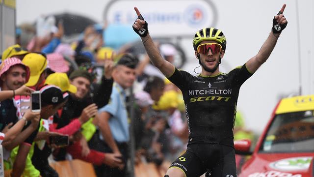 Simon Yates remet ça et s'impose devant Pinot : Le final de la 15e étape Simon Yates remet ça et s'impose devant Pinot : Le final de la 15e étape