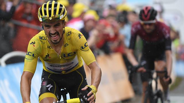 Simon Yates concede il bis a Prat d'Albis! Pinot stacca tutti, Alaphilippe fatica ma resta in giallo