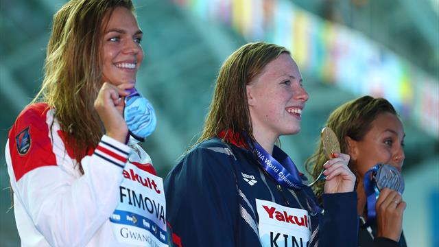 Ефимова завоевала серебро на 100 м брассом на ЧМ