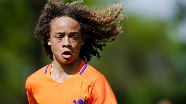 Masia, Nike, Raiola... Qui est Xavi Simons, la pépite que le PSG a chipée au Barça ?