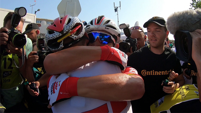 So jubeln Kluge und Ewan über ihren zweiten Tour-Coup So jubeln Kluge und Ewan über ihren zweiten Tour-Coup