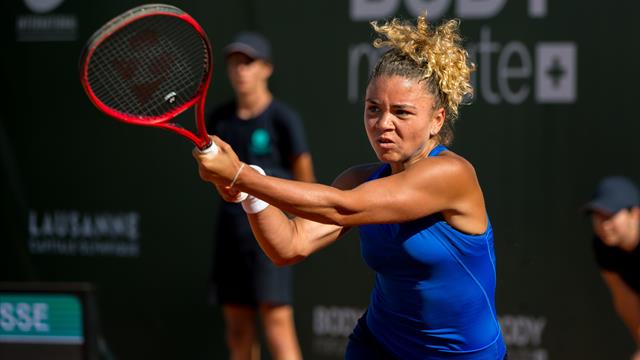 Jasmine Paolini ai quarti con il brivido: battuta la Begu 7-6 al 3° set