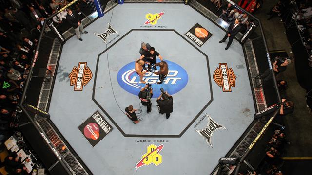 На турнире по MMA в Бразилии подерутся отец и сын