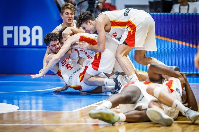 U 18 Avrupa Basketbol Şampiyonası'nda şampiyon İspanya oldu