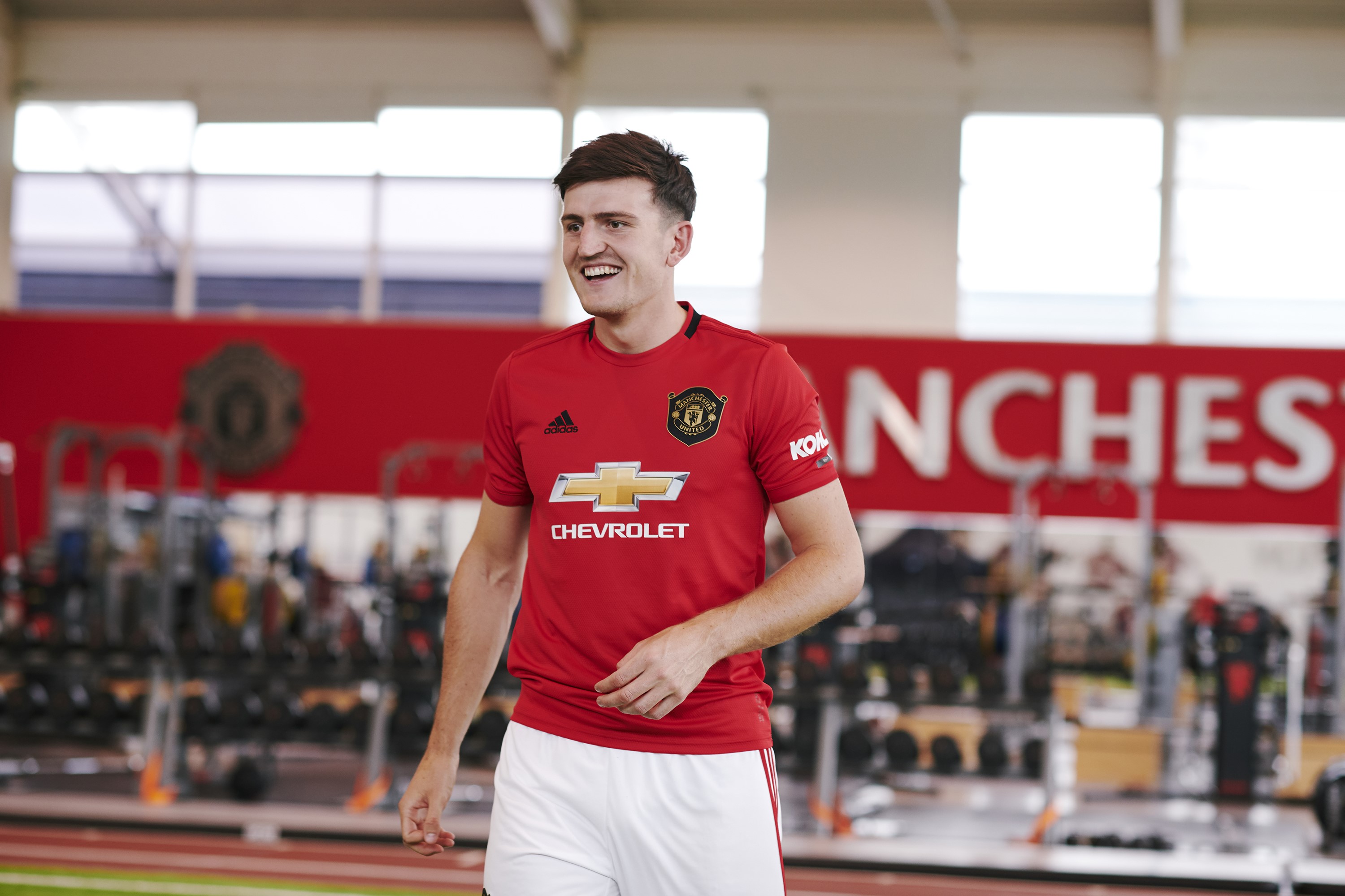 Harry Maguire, transferin son gününde United kadrosuna dahil oldu.