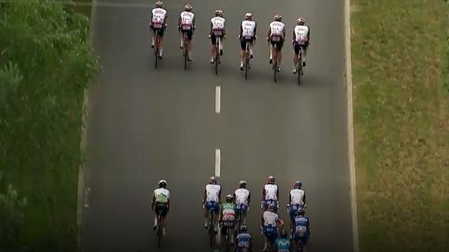 Besondere Geste für toten Teamkollegen: Team Lotto-Soudal fährt alleine vor dem Feld Besondere Geste für toten Teamkollegen: Team Lotto-Soudal fährt alleine vor dem Feld
