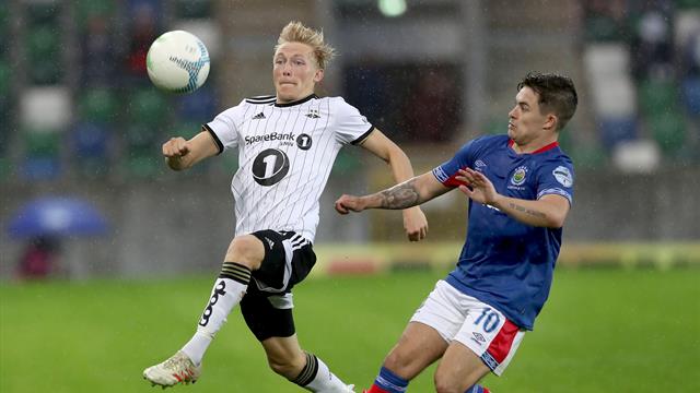 Hevder storklubb jakter Meling
