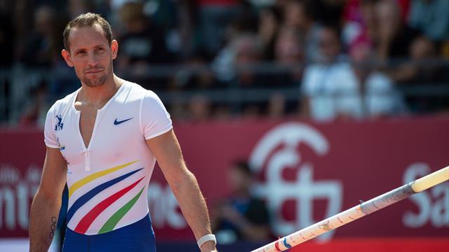 Les Bleus moins saignants, la Pologne souveraine