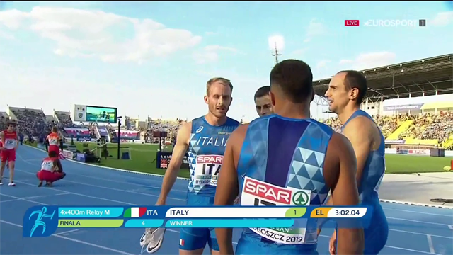 Che fenomeno Davide Re! Ultimo rettilineo fulminante e l'Italia vince la 4x400 Che fenomeno Davide Re! Ultimo rettilineo fulminante e l'Italia vince la 4x400