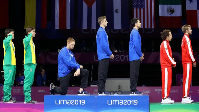Gli atleti USA si ribellano a Trump: inchino di protesta del fiorettista ai Giochi Panamericani