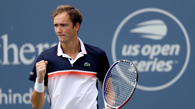 🎾Медведев рвется в третий круг. Смотри его матч с Пэром прямо сейчас на Eurosport 1