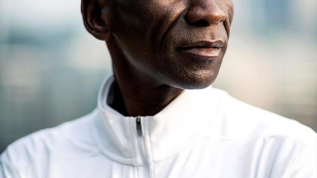 Kipchoge: "No se trata de romper un récord, sino de hacer historia"