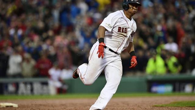 5-1. Devers amplía su racha pegando de hit en la victoria de los Medias Rojas