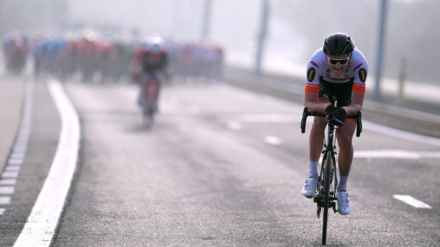 Jorgensen s'impose en costaud, Pidcock déjà placé