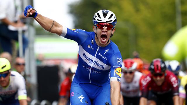 Hodeg dompte Bennett et décroche sa première victoire Hodeg dompte Bennett et décroche sa première victoire