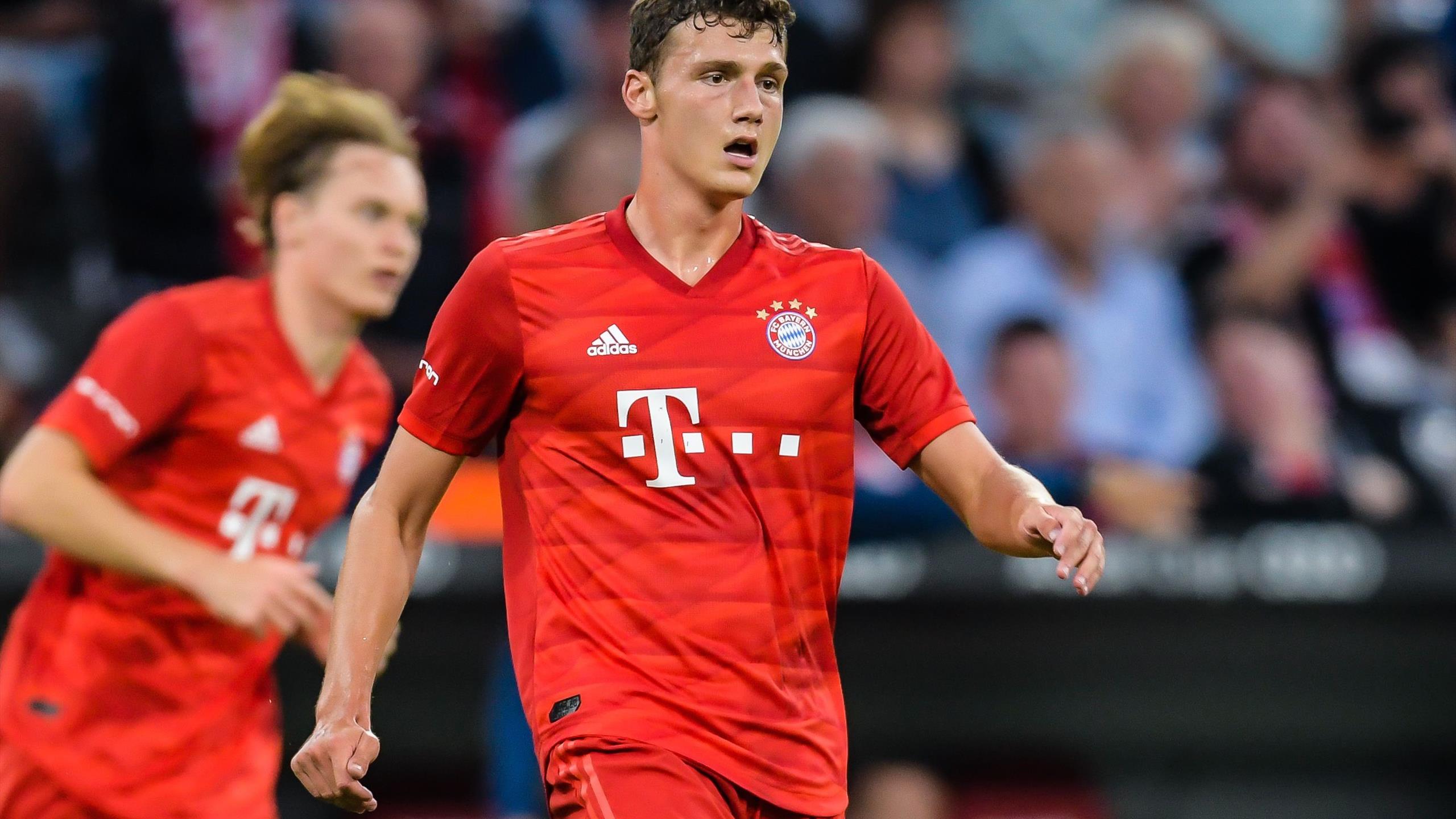 Bundesliga Auftakt: Aufstellungen FC Bayern startet mit FC Bayern München : Neuzugang Pavard vorgestellt