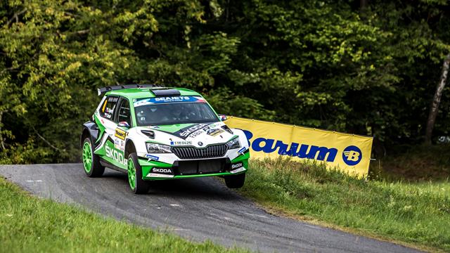 Kopecky al comando del Barum Rally di Zlín, grande lotta fra i piloti Junior