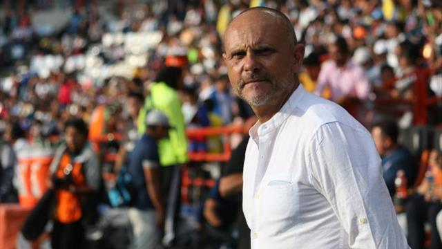 El argentino Javier Torrente es despedido como entrenador del Morelia