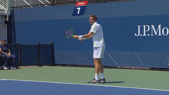 Mahut poursuit sa route lors des qualifications Mahut poursuit sa route lors des qualifications