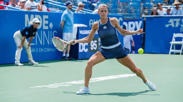 Camila Giorgi avanza ai quarti di finale di New York: battuta in tre set la Petkovic