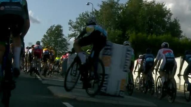 Vuelta a Dinamarca 2019: Se come una mediana pero se libra de la 'galleta danesa' de milagro Vuelta a Dinamarca 2019: Se come una mediana pero se libra de la 'galleta danesa' de milagro