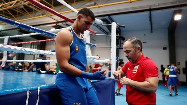 Rafael Lozano: "La primera medalla del boxeo femenino español es posible"