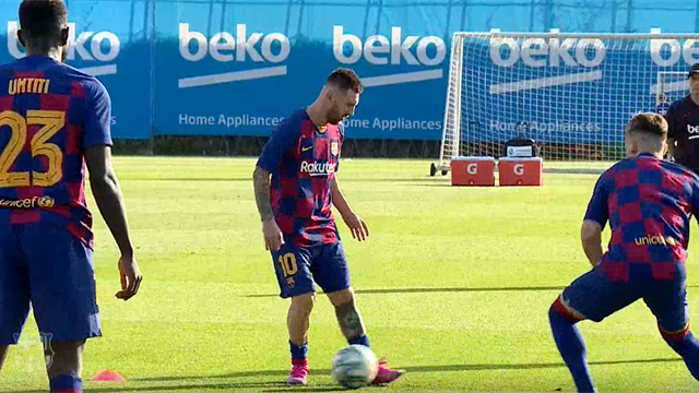 La imagen que todo culé quería ver: Messi se entrena con el grupo La imagen que todo culé quería ver: Messi se entrena con el grupo