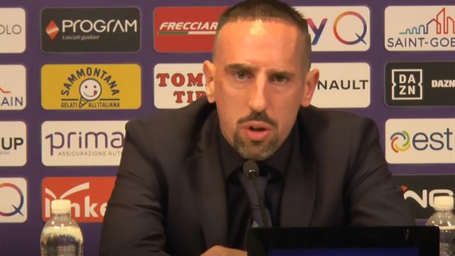 Ribery: "Sono qui per la Fiorentina, non per essere la concorrenza di Cristiano Ronaldo" Ribery: "Sono qui per la Fiorentina, non per essere la concorrenza di Cristiano Ronaldo"