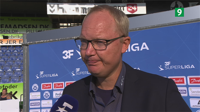 Glen Riddersholm ærgerlig over afgørende dommerkendelser i nederlaget til FC Midtjylland Glen Riddersholm ærgerlig over afgørende dommerkendelser i nederlaget til FC Midtjylland