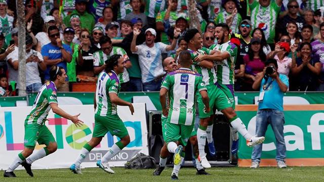 Antigua desplaza a Cobán Imperial y es el nuevo líder del fútbol en Guatemala