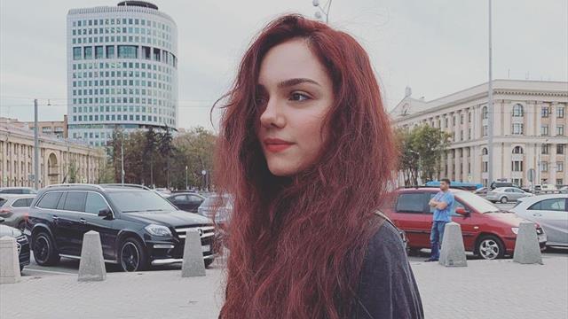 Медведева порадовала новым цветом волос. Очень ярко!
