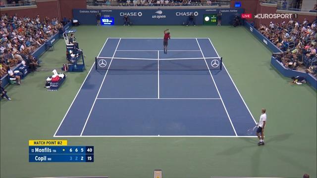 Le Monfils show : Un smash 360 sur la balle de match Le Monfils show : Un smash 360 sur la balle de match