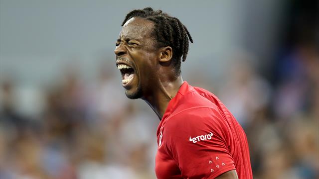 Kyrgios si scioglie, Rublev no. Monfils piega un ottimo Shapovalov. Osaka e Gauff da 'Libro Cuore'