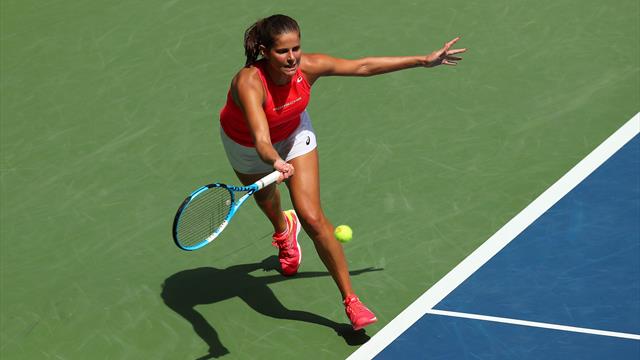 Goerges balaie une Bertens fantomatique