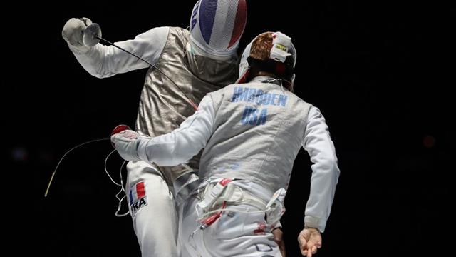 Enzo Lefort écrit une page d’histoire du fleuret français après sa victoire aux Mondiaux de Budapest