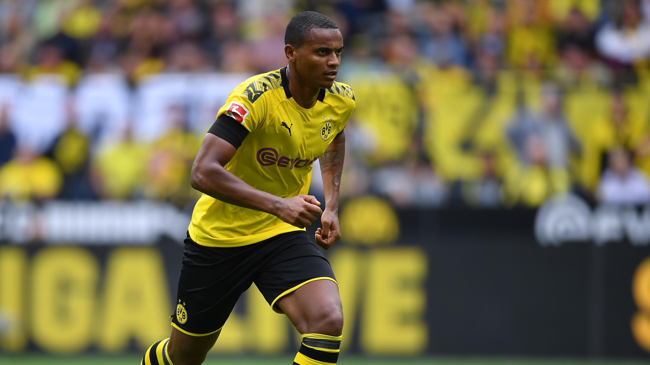Akanji Verletzt Akanji Verletzt