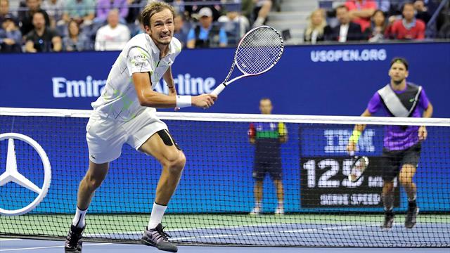 Medvedev kocht Dimitrov ab und steht erstmals in einem Grand-Slam-Finale