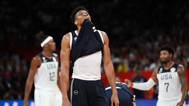 Une victoire insuffisante et la porte pour la Grèce d'Antetokounmpo