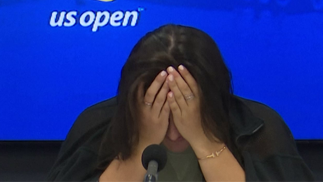 Andreescu si scioglie in un pianto in conferenza: "Ho battuto Serena e ancora non ci credo..." Andreescu si scioglie in un pianto in conferenza: "Ho battuto Serena e ancora non ci credo..."