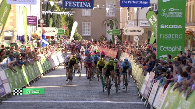 Dowsett repris sur le fil, Trentin n'a même pas eu à forcer pour s'imposer Dowsett repris sur le fil, Trentin n'a même pas eu à forcer pour s'imposer