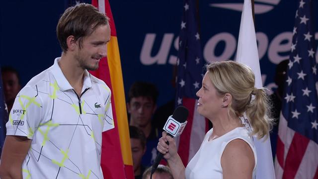 US Open | Medvedev laat zich van zijn beste kant zien na finale US Open | Medvedev laat zich van zijn beste kant zien na finale