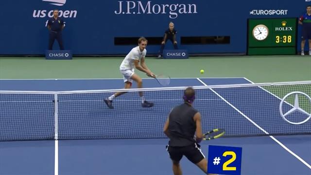5 лучших ударов финала US Open – доказательства величия Надаля и Медведева 5 лучших ударов финала US Open – доказательства величия Надаля и Медведева
