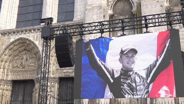 Le dernier hommage à Anthoine Hubert Le dernier hommage à Anthoine Hubert